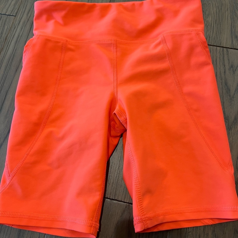 Old Navy Active Powersoft Bike Shorts Size M 8 Orange
